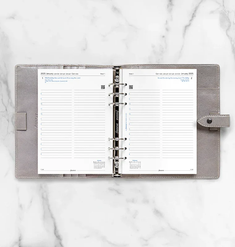 Filofax Пълнител за органайзер Classic, А5, за 2025 година, 1 ден на страница