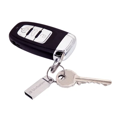 USB флаш памет Verbatim Metal Executive, 32 GB