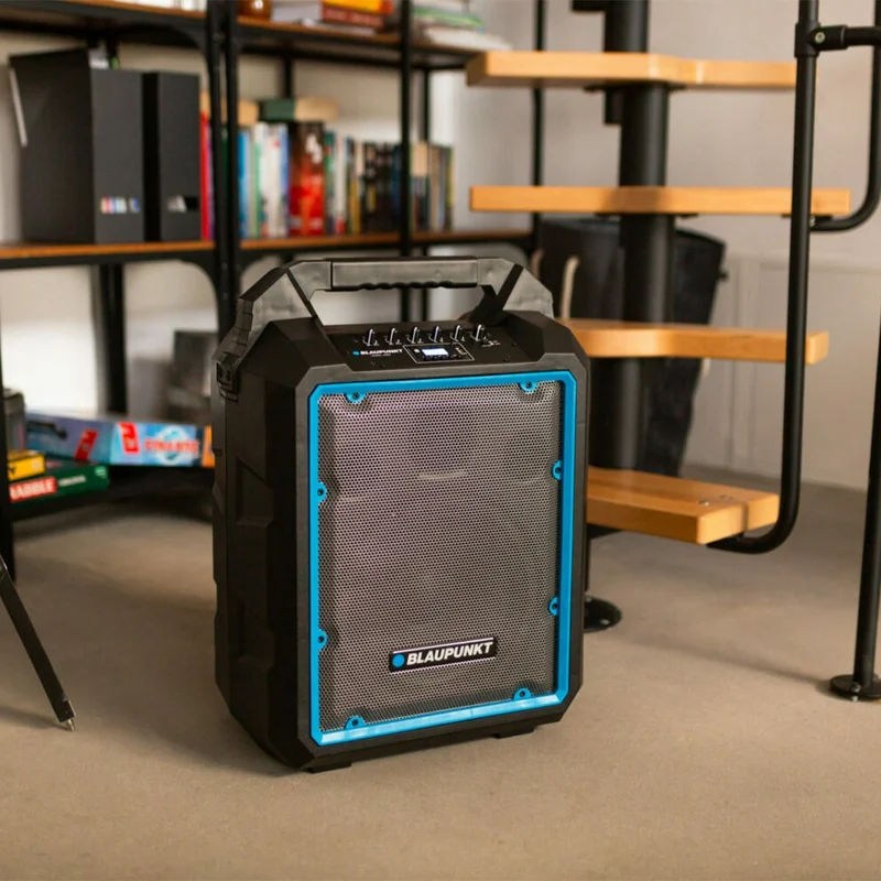 Тонколона Blaupunkt MB10, преносима, караоке, 600 W, с 1 кабелен микрофон, черна