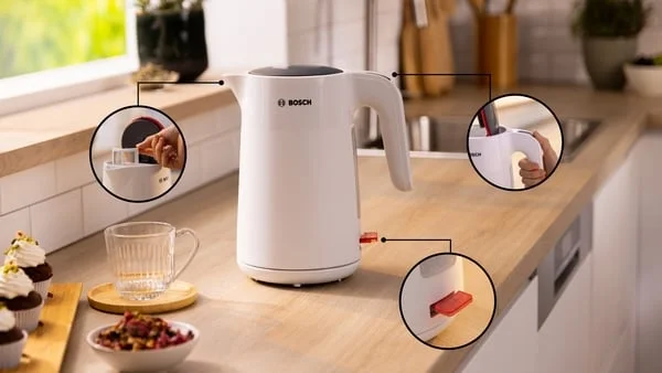 Електрическа кана за вода Bosch MyMoment TWK2M161,1.7 L, бяла