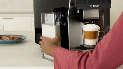 Bosch Кафе автомат VeroCafe TQE80703, серия 8