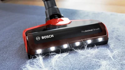 Прахосмукачка Bosch Unlimited 7 ProAnimal BBS711ANM, акумулаторна, червена