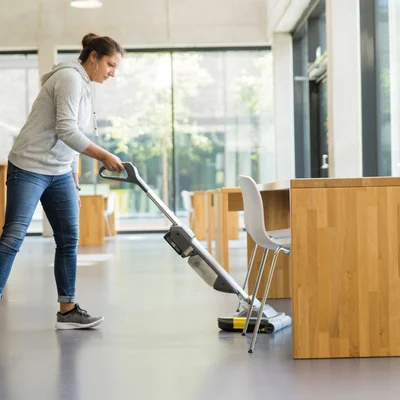 Подопочистваща машина Karcher Professional BR 30/1 C BP EU