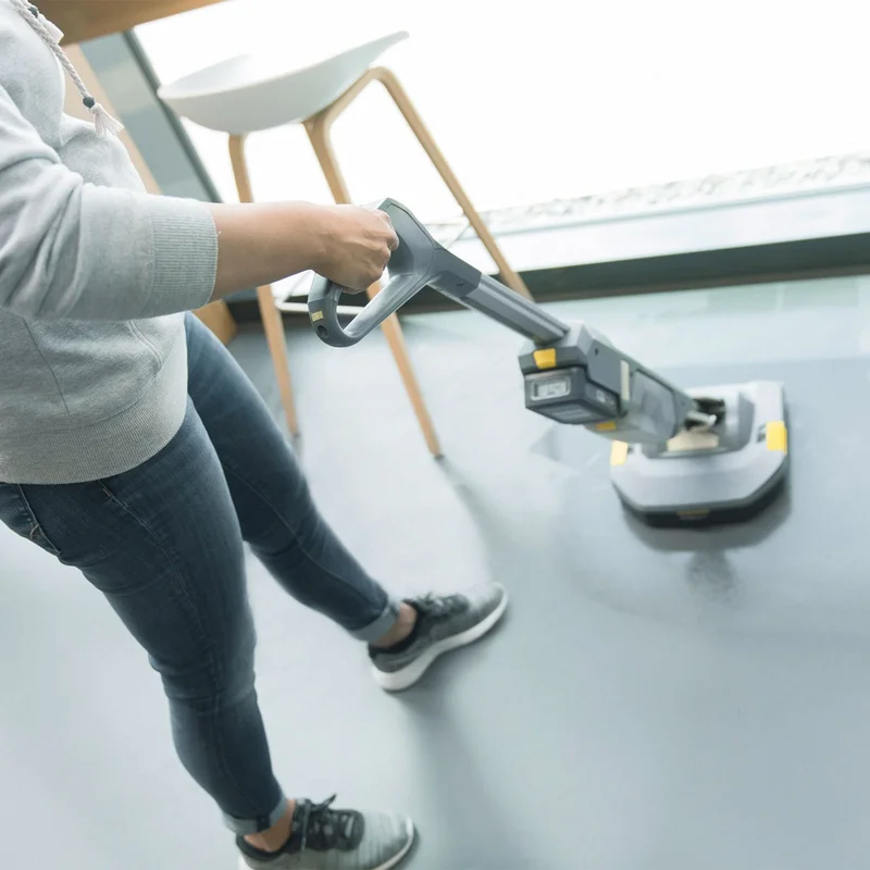 Подопочистваща машина Karcher Professional BR 30/1 C BP EU