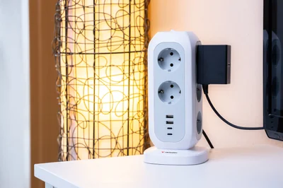 Разклонител Verbatim EUPT-01, Power Tower, вертикален, 11 гнезда, USB