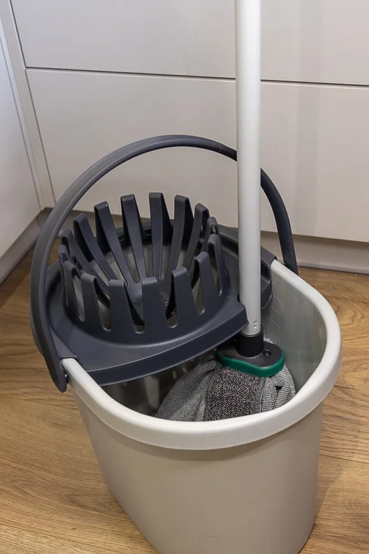 Комплект York Eco Ego Rubi, моп с дръжка и кофа, 13 l