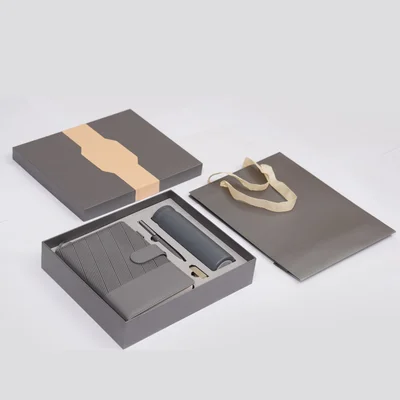 Office 1 Комплект Welcome, тефтер, бутилка, химикалка и USB флаш памет, в кутия