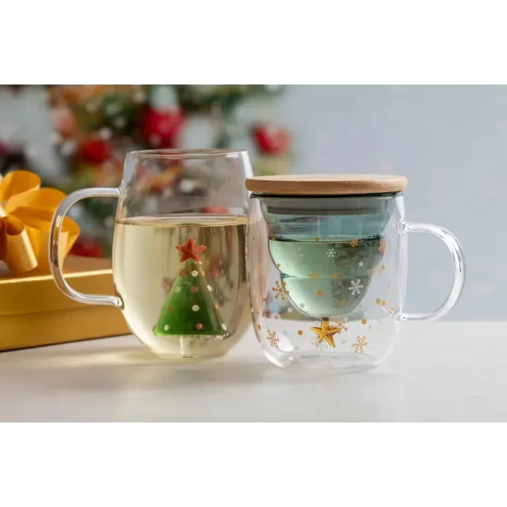 More Than Gifts 3D чаша с коледна елха Sjonsta, с дръжка, боросиликатно стъкло, 550 ml