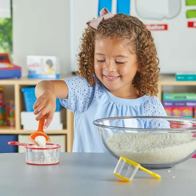 Learning Resources Комплект мерителни чаши с дроби