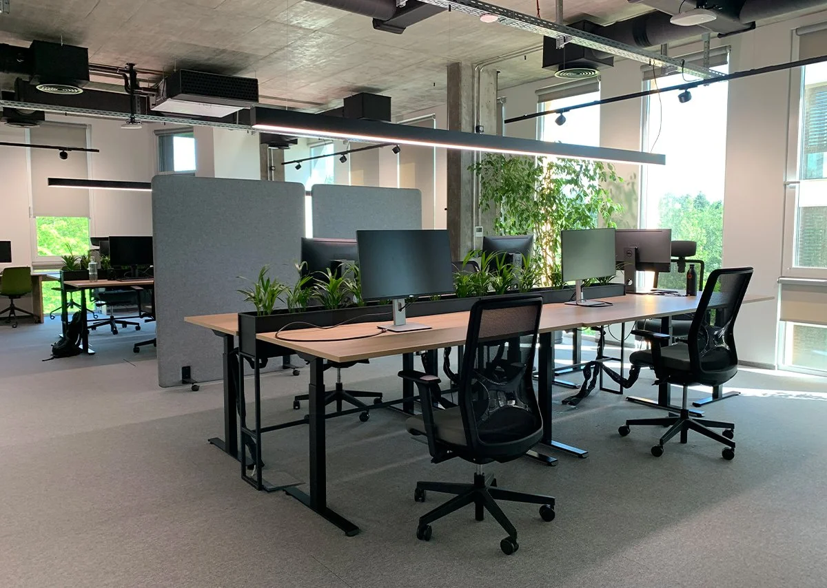 Office1_5.jpg
