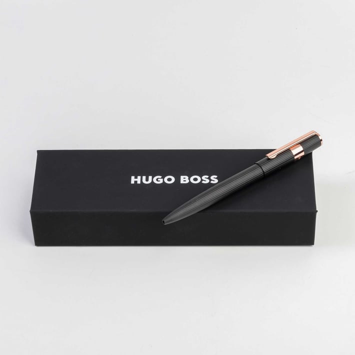 Hugo Boss Химикалка Gear Pinstripe, в кутия, черна, със златисто-розови елементи
