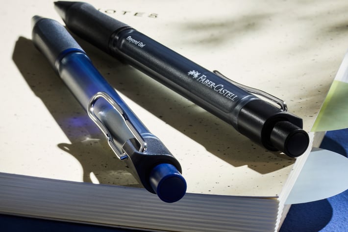 Faber-Castell Гел химикалка Beyond, 0.7 mm, черна