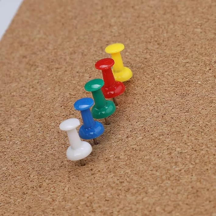 Foska Пинчета, 25 mm, 200 броя, цветни, в буркан