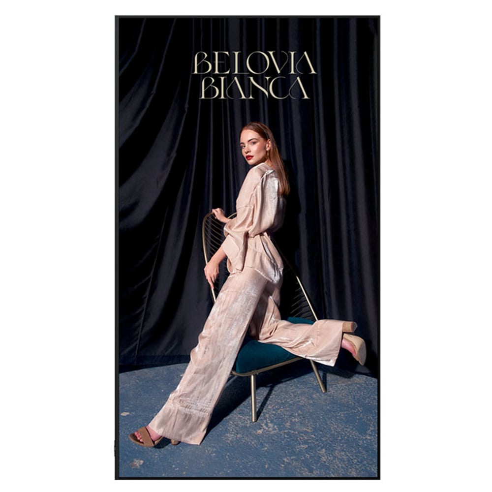 Професионален дисплей Samsung QH115FX, 115'', Ultra HD, VA, 24/7, 6.5 ms, 1000 cd/m2, 3840 x 2160, 3 HDMI, 2 USB