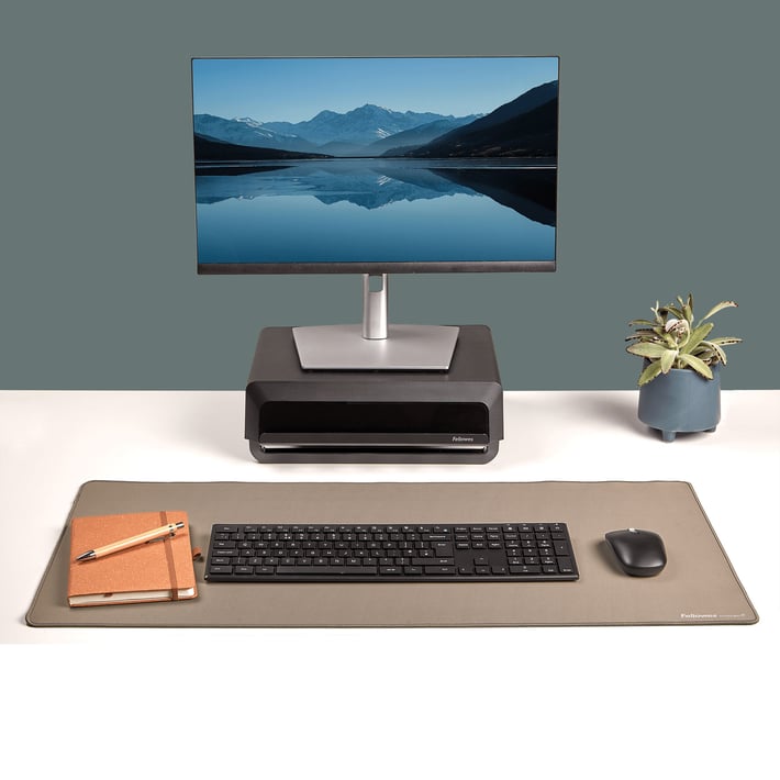 Подложка за бюро Fellowes Breyta, 80 х 40 cm, бежова