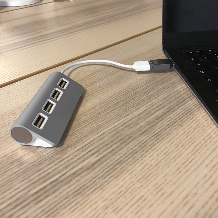 TNB USB Хъб, 4 порта, USB Type-A, с адаптер USB Type-C, бял