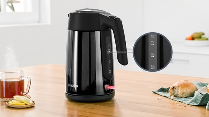 Bosch Електрическа кана за вода TWK7L463, 1.7 L, черна