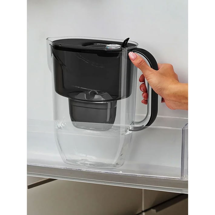 Филтрираща кана Aquaphor Fresh, 3.2 L, черна