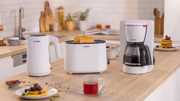 Кафе машина Bosch MyMoment TKA2M111, бяла