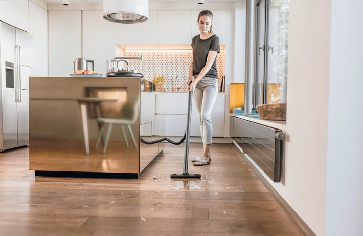 Karcher Прахосмукачка WD 2 Plus V-15/4/18, за сухо и мокро почистване