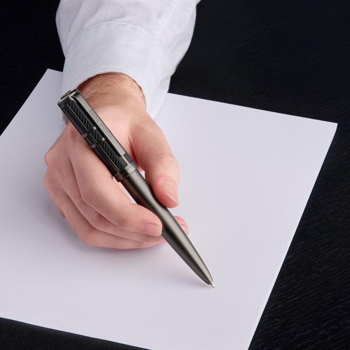 Hugo Boss Химикалка Frame Grid, тъмносива