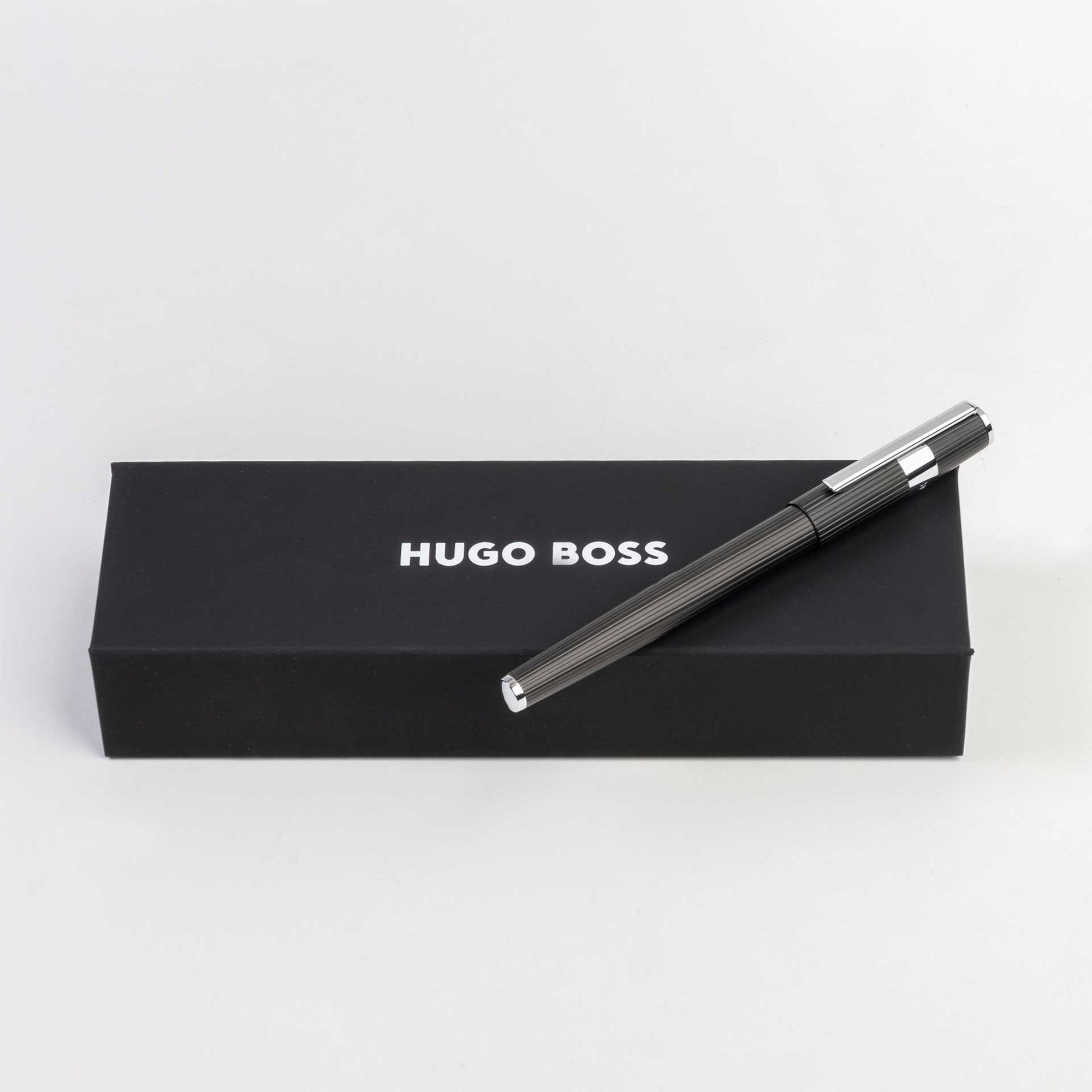 Hugo Boss Ролер Gear Pinstripe, черно-сребрист