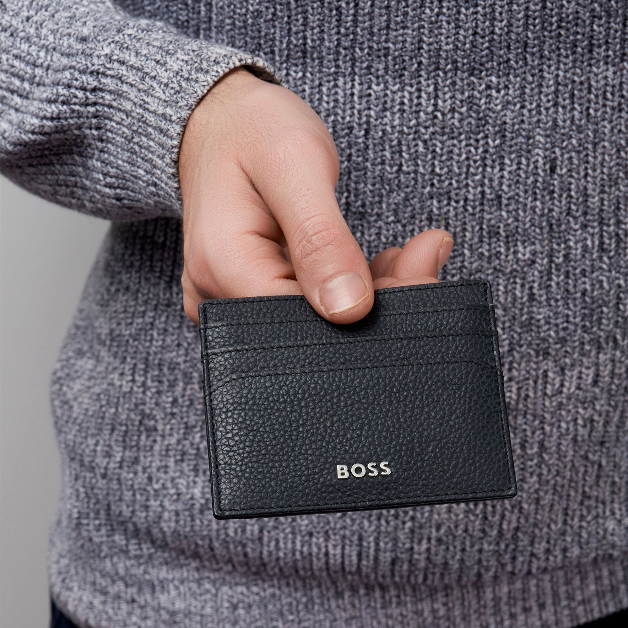 Hugo Boss Калъф за карти Classic Grained, с 6 отделения, черен