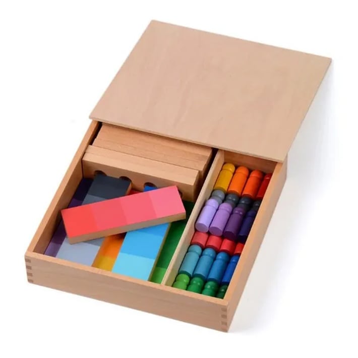 Комплект сортиране по цветове и нюанси