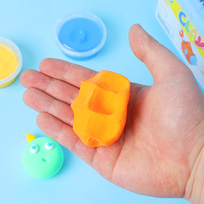 Beifa Пластилин, в кутия с дръжка, 120 g, 12 цвята